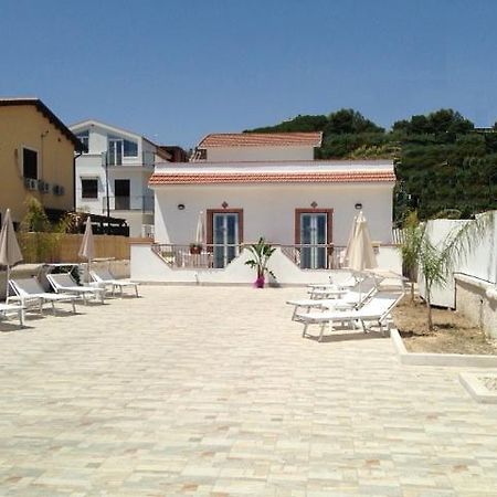 Costa Del Sol Bed & Breakfast Porto Empedocle Dış mekan fotoğraf